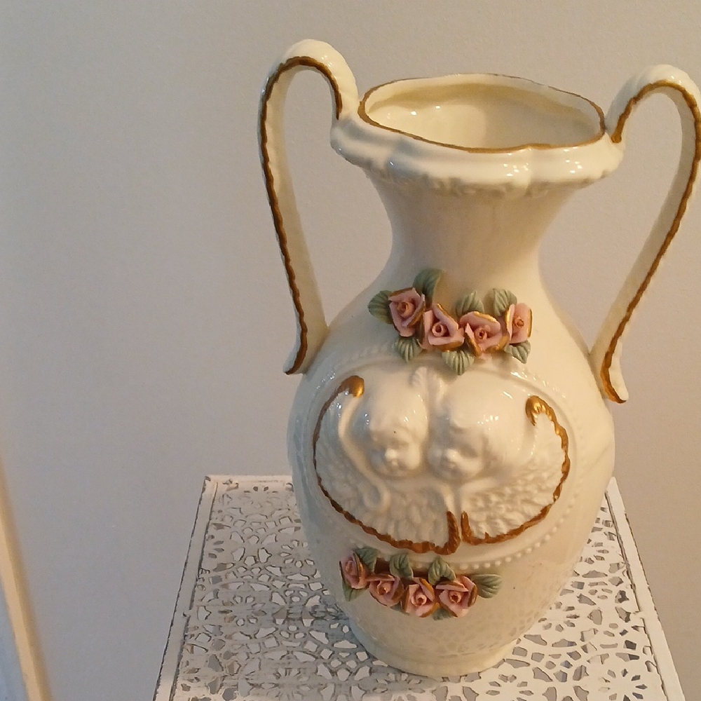 Elegant Cream and Gold Vase with Floral Accents